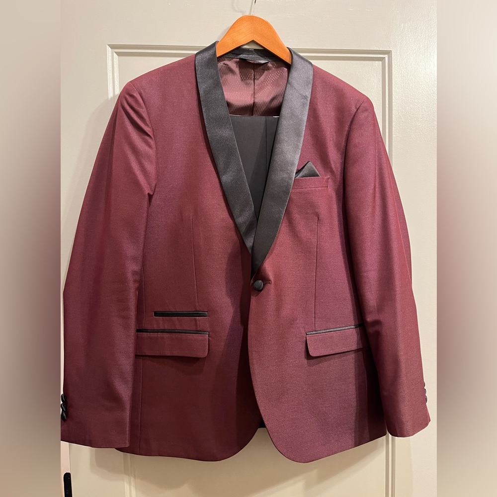 West End Burgundy 1-Button Shawl Tuxedo (2-Piece Set)